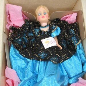Madame Alexander Midnight Doll 20" 2256 Jacqueline Face